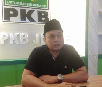 Ketua DPC PKB Jember, Ayub Junaidi, di Kantor DPC PKB Jember.